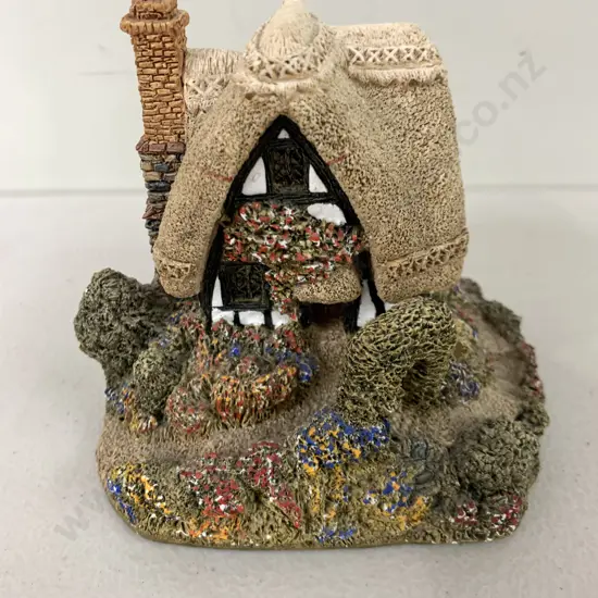 Lilliput Lane Summer Glaze Ornament