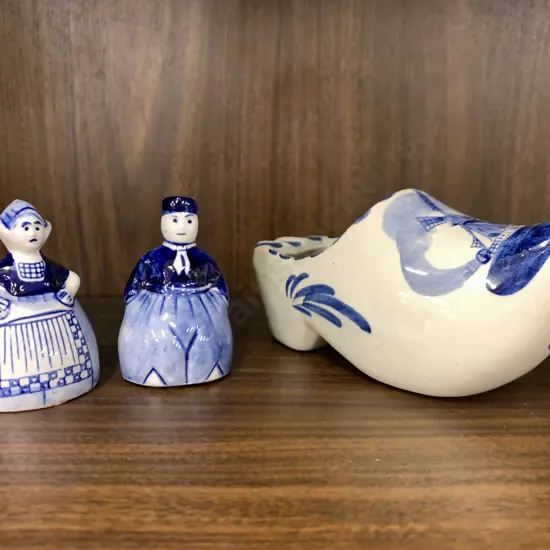 Vintage Dutch Items Including Ashtray & Elesva Salt & Pepper Shakers