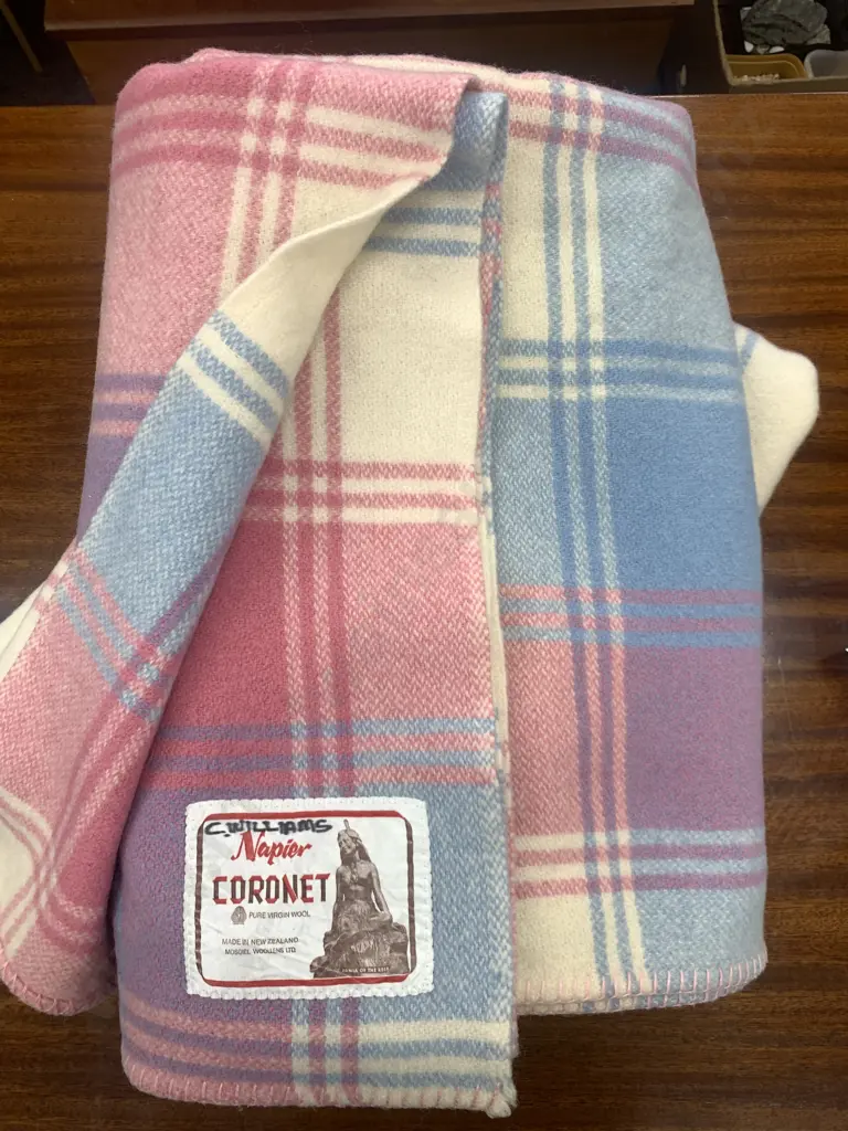 Pair of Coronet Napier NZ Made Wool Blankets, Pink / Purple Tones Image 1++