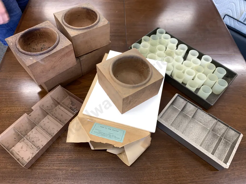 Assortment of Vintage Bank Coin Containers, Money Trays, Wooden Coin Holders & BNZ Paper Image 1++