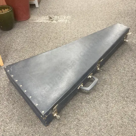 Vintage Guitar Case Triangle Design, 3 Cheney Toggle Clips With Keys, H13 W104 D47cm