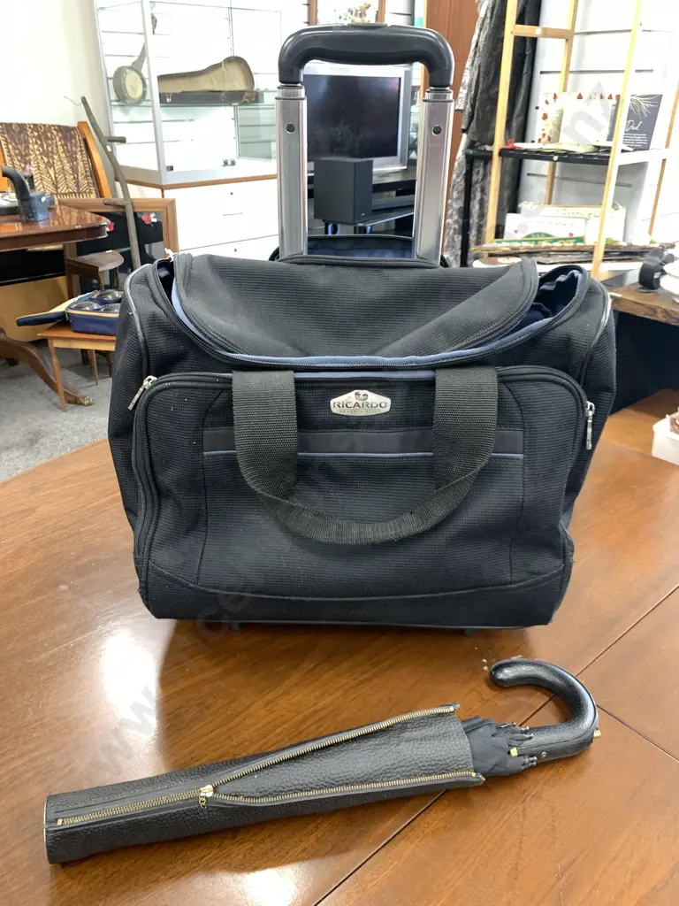 Ricardo Beverly Hills Mobile Travel bag With Black Umbrella In Case Image 1++
