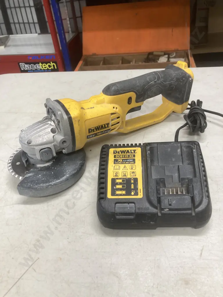 DeWalt DCG412 18V 125mm Angle Grinder Skin & DCB115-XE 10.8/14.4/18V Type 1 Charger Image 1++