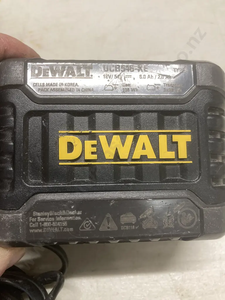 DeWalt XRFLEX Volt LI-Ion 54V 6.0AH Battery & DCB115-XE 10.8/14.4/18V Type 1 Charger Image 1++
