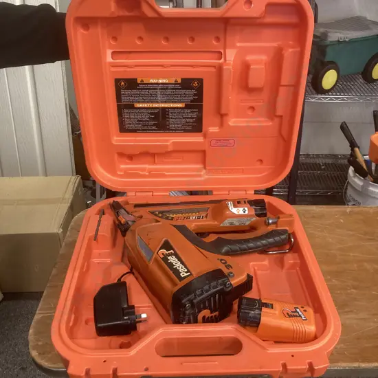 Paslode Impulse FrameMaster Li PowerVent Impulse Framing Nailer B20543P, 2 x Batteries & Charger In Case