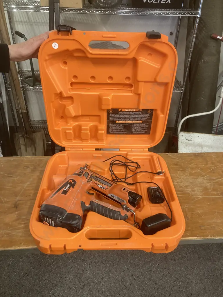 Paslode Impulse Angled Bradder, 2 x Batteries, No Charger Only Power Lead In Case Image 1++