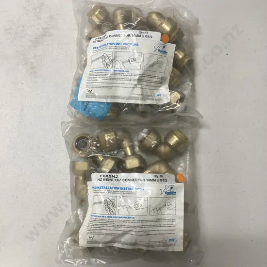 Lot of SharkBite F532NZ NZ Bend Tap Connector 16mm x G1/2, 2 Bags of 10