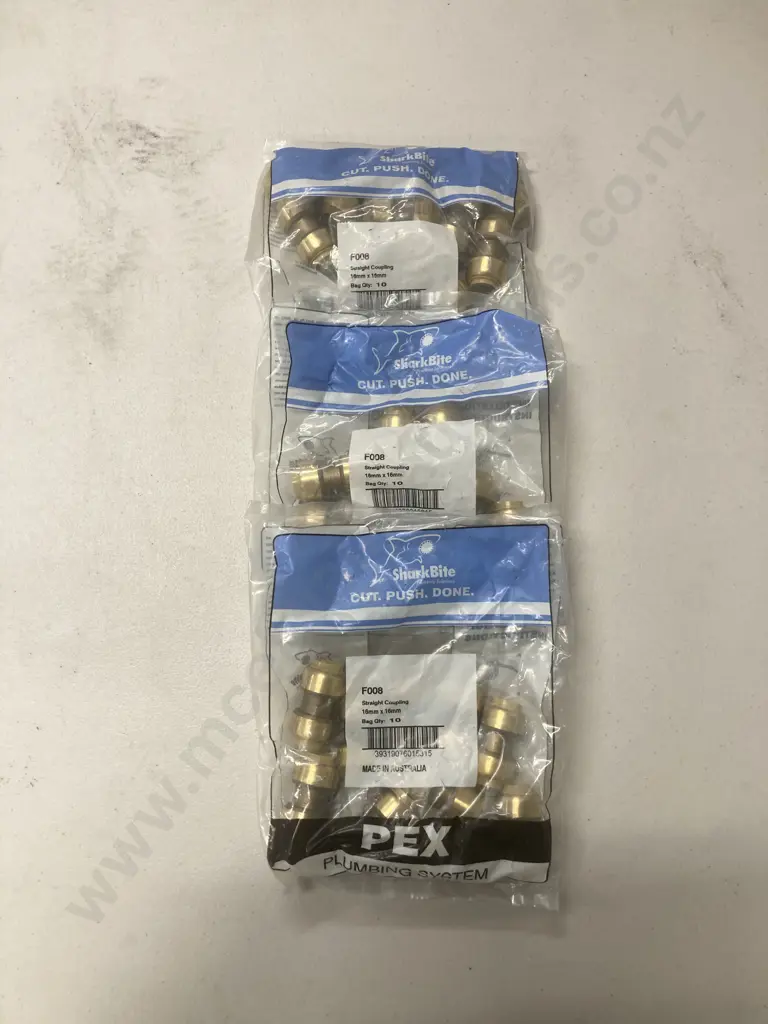 Lot of SharkBite F008 Straight Coupling 16mm x 16mm, 3 Bags of 10 Image 1++