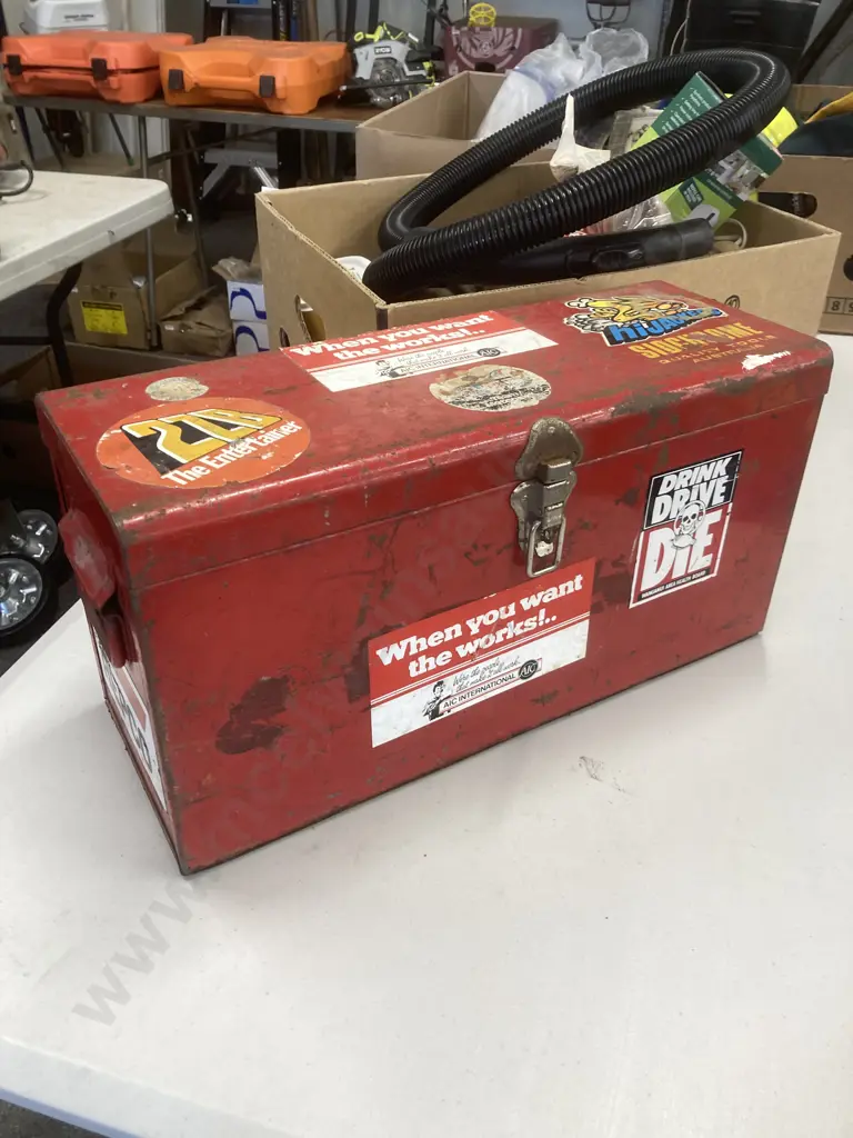 Sidchrome Red Steel Toolbox & Tools Image 1++