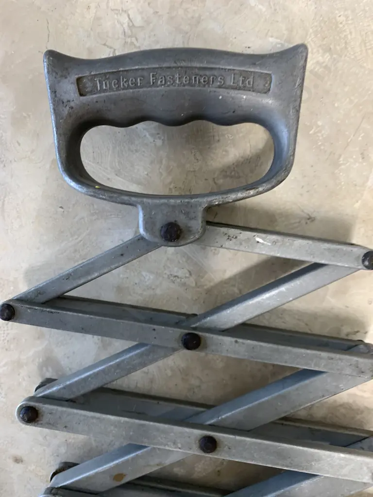 Vintage 'Tucker Fasteners Ltd'  Lazy Tong Riveters Image 1++