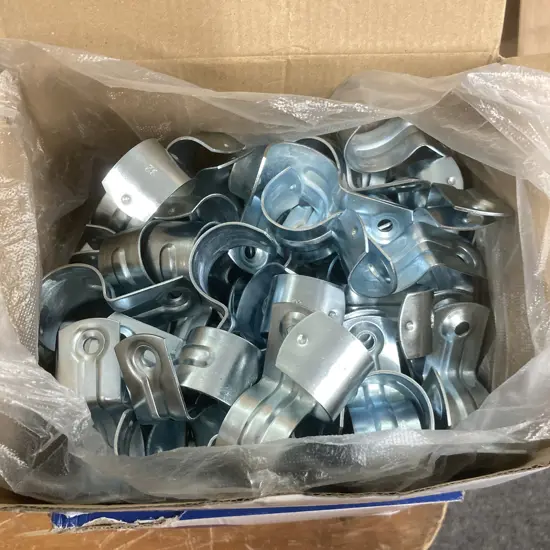 2 Boxes of Approx 100 Elamark HS32 32mm Zinc Half Saddles