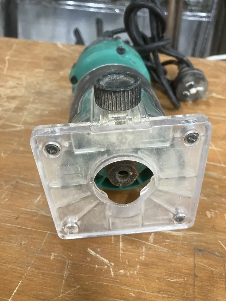Makita M3700 Router Image 1++