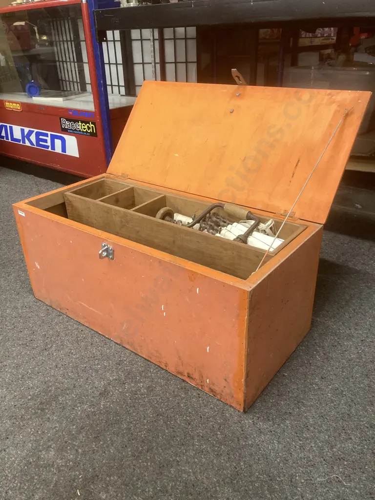Vintage Wooden Joiners Box, H35 W83 D37, Brace & Bits, Level, Builders Apron, Hardware Etc Image 1++