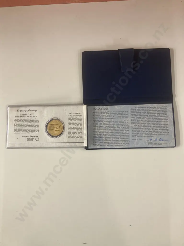 Australia 1986 Halley's Comet Commemorative Medal Set With First Day Cover In Case Of Issue, 24K On Bronze Image 1++