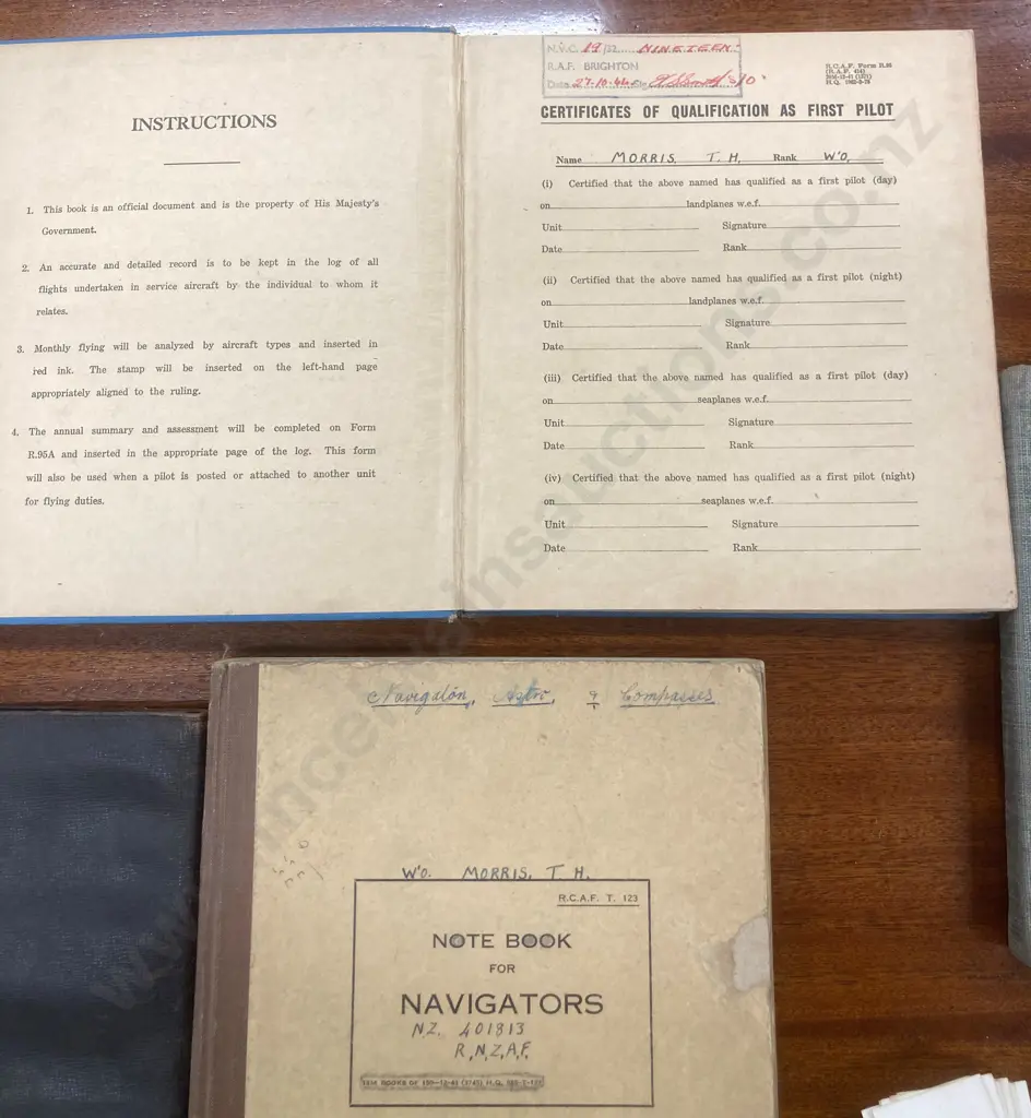 Vintage RNZAF Observers & Air Gunners Flying Log Book, RCAF Pilots Flying Log Book, Sight Log Book, Spotters Cards Etc Image 1++