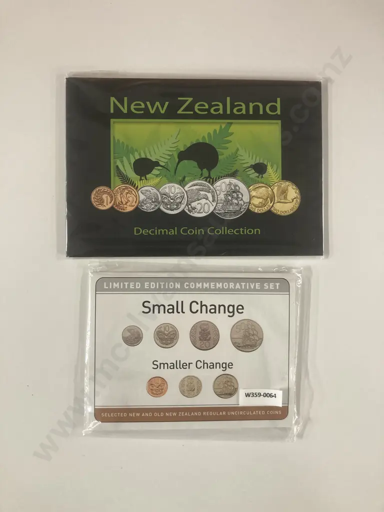 2006 NZ Small Change Smaller Change Uncirculated Set & NZ Decimal Coin Collection Set Image 1++