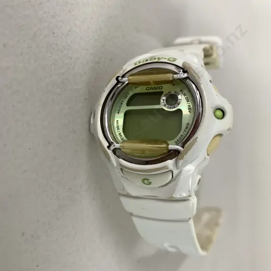 BabyG Watch (Needs Battery)