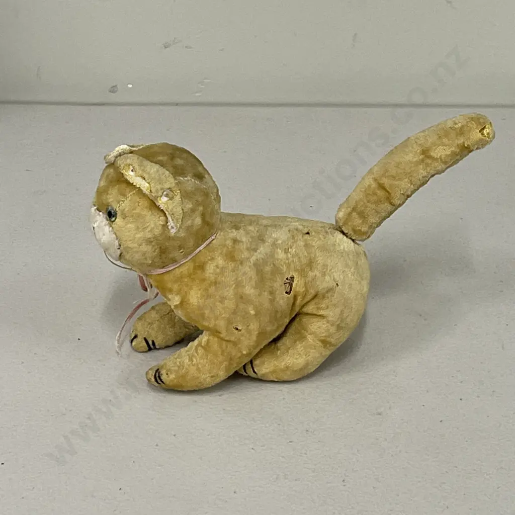 Antique Wind Up Straw filled Toy Cat Image 1++