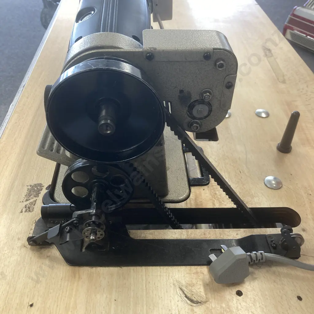 Consew (Japan) 290 RATCW Single Needle Sewing Machine, With Table, Spares, LED Lamp, Thread Stand, on Locking Wheels Image 1++