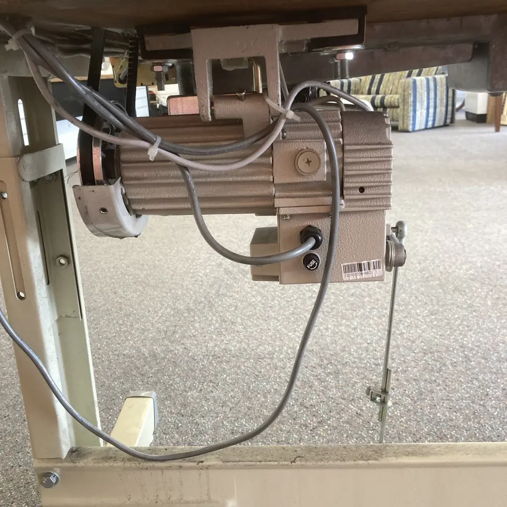 Consew (Japan) 290 RATCW Single Needle Sewing Machine, With Table, Spares, LED Lamp, Thread Stand, on Locking Wheels Image 1++