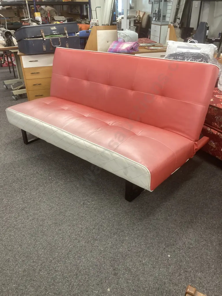 Retro Red & Cream Vinyl Bed Settee, L182cm Image 1++