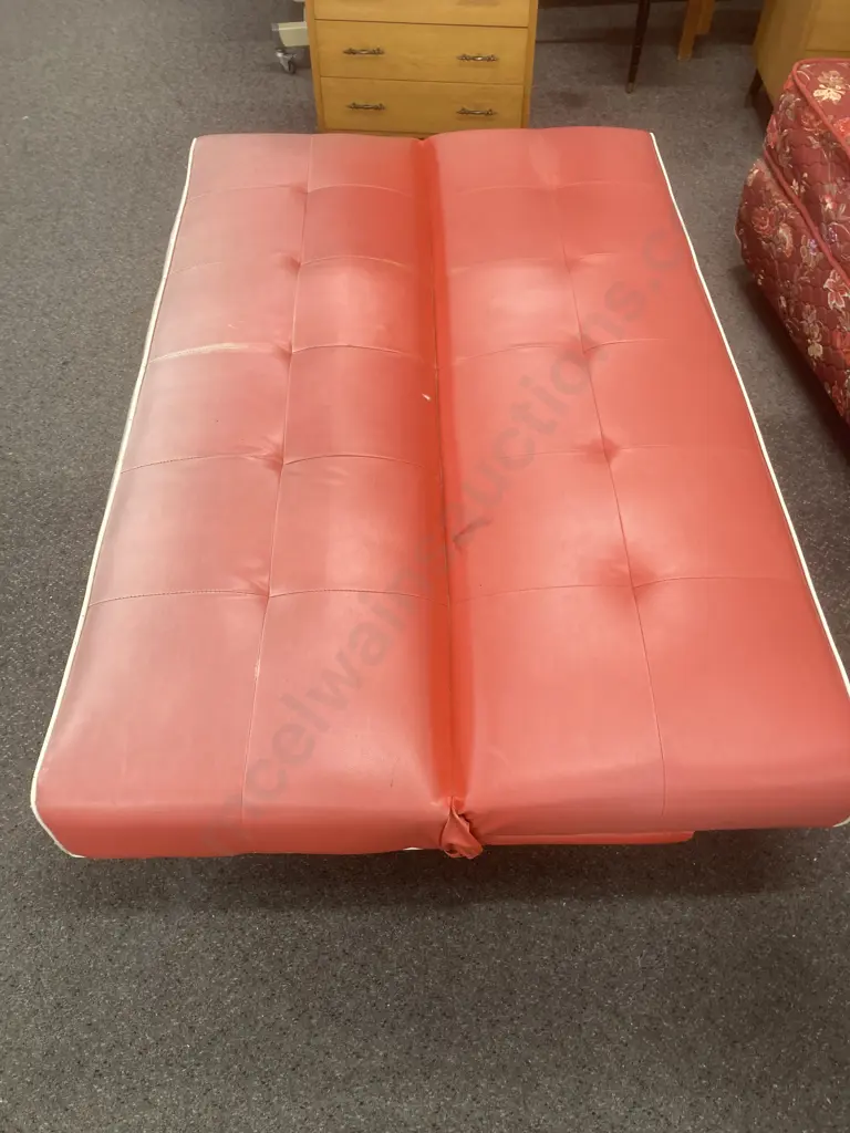 Retro Red & Cream Vinyl Bed Settee, L182cm Image 1++