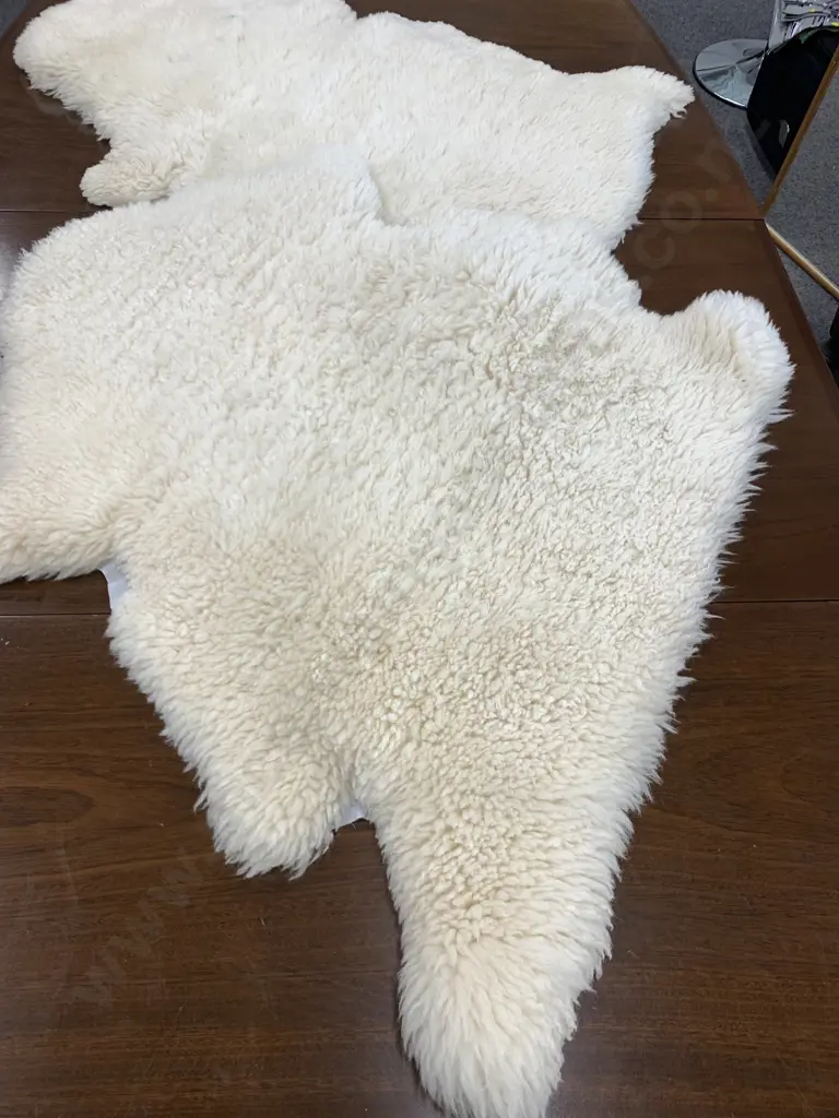Pair of Vintage Sheepskin Rugs, 80-90cm Image 1++