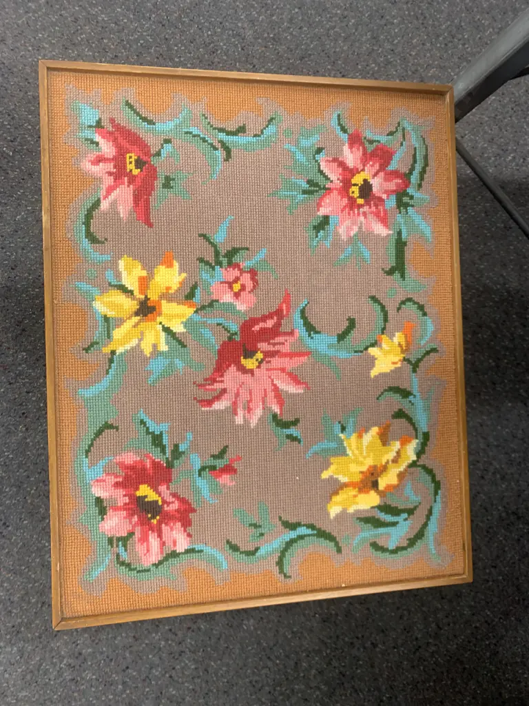 Colonial Style Tapestry Top Occasional Table, H49 W51 D40cm Image 1++