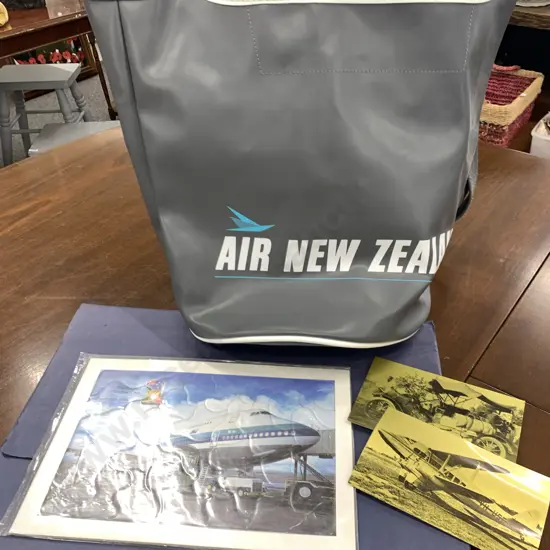 Vintage Air New Zealand Travel Bag, Jigsaw Puzzle Etc