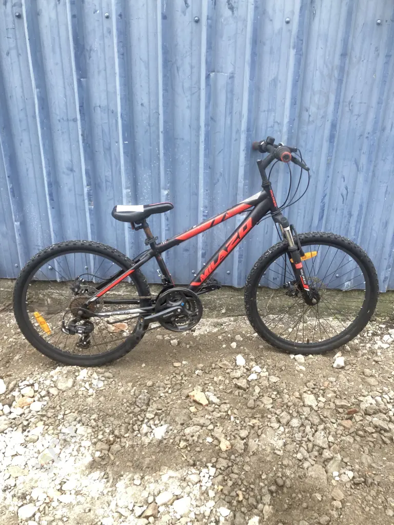 Black & Red Milazo Mountain Bike Image 1++
