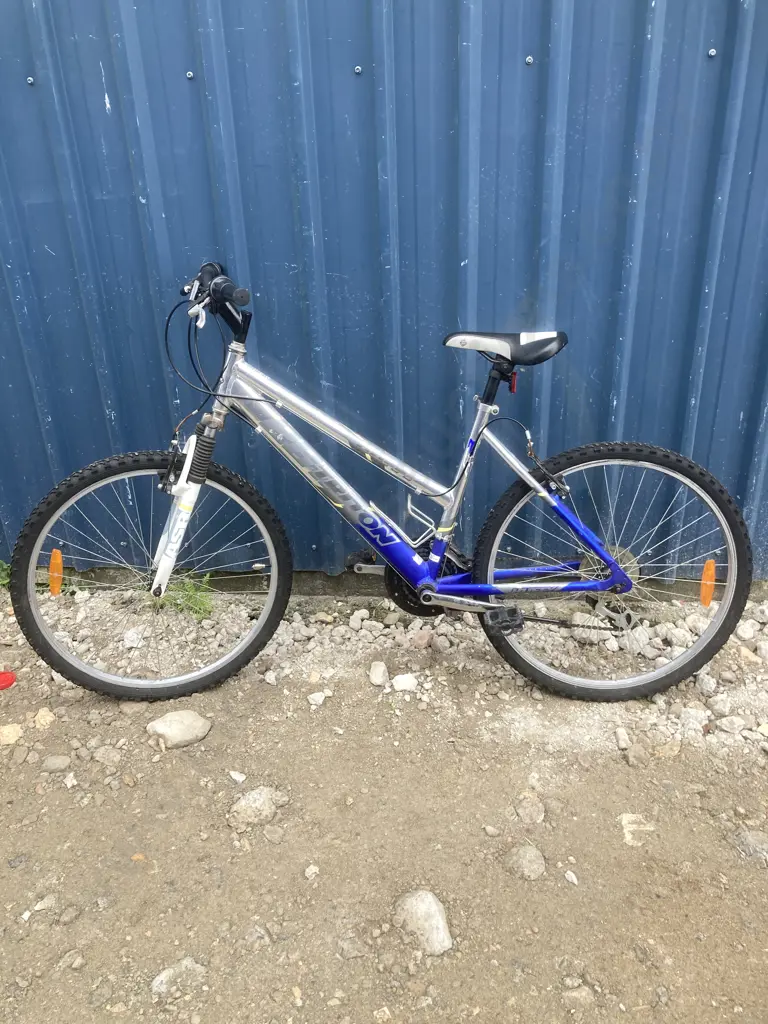 Blue / Silver Huffy 26 Triton Mountain Bike Image 1++