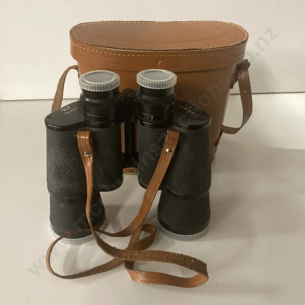 Vintage Regent 7x50 Binoculars, Original Leather Case, Coated Optics Image 1++
