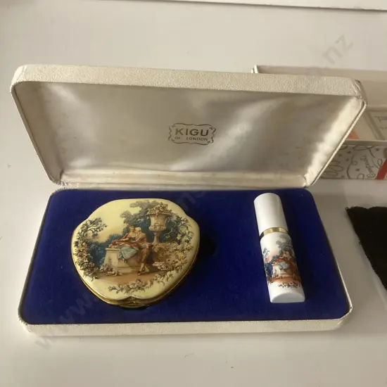 UK Vintage KIGU Powder Compact & Atomizer Set in Original Box