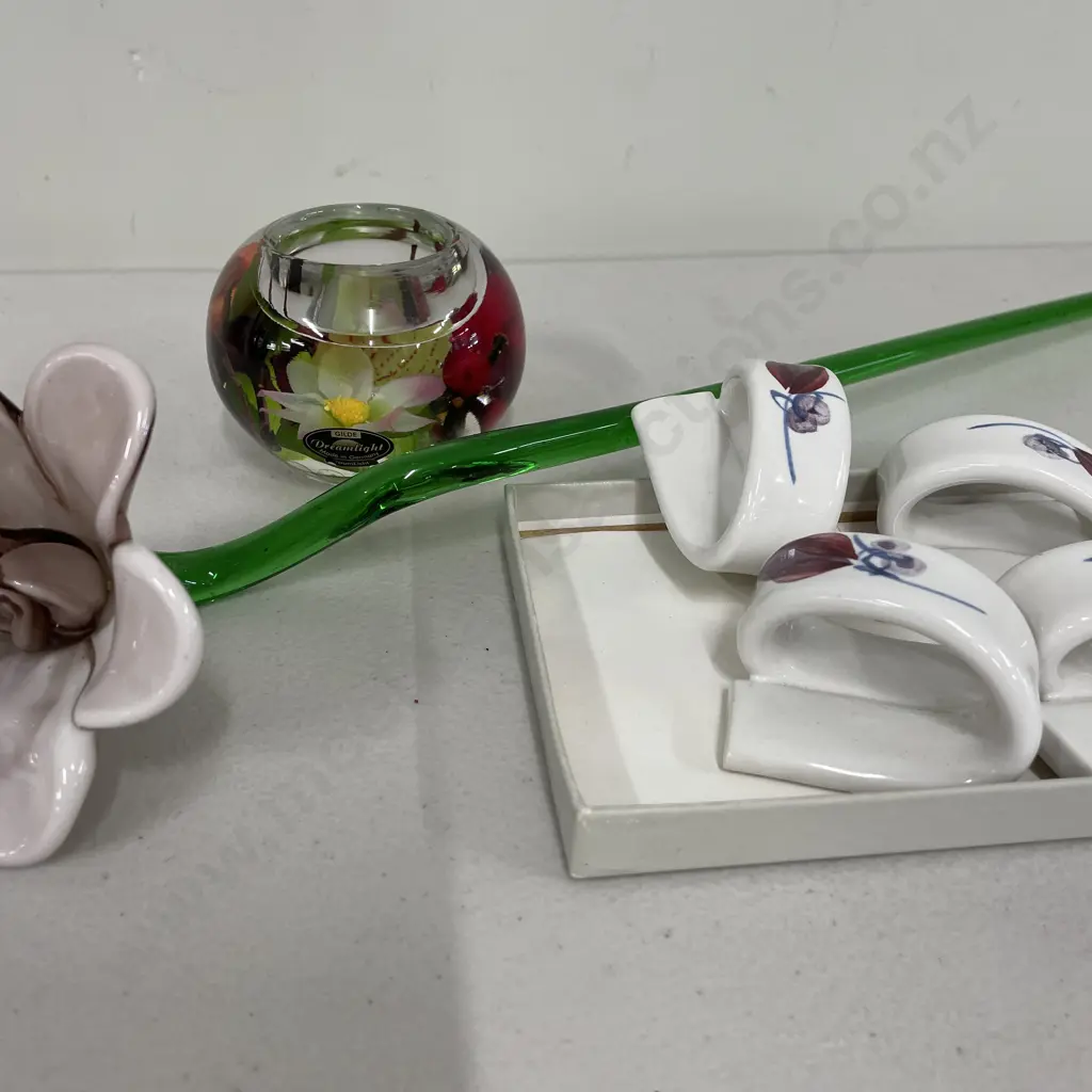 Hand Blown Flower Ornament, German Dreamlight Candle Holder and Set of 6 Handpainted ceramic napkin rings Image 1++