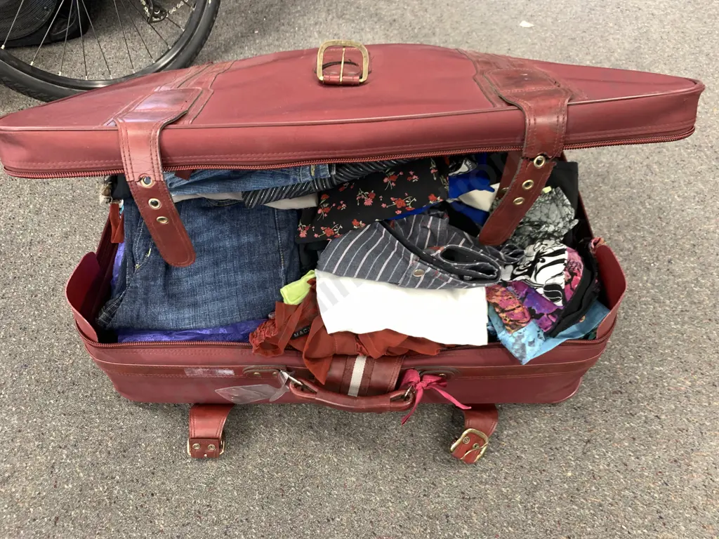 Large Burgundy Suitcase With Assorted Ladies Clothing, Sz 10-14 Image 1++