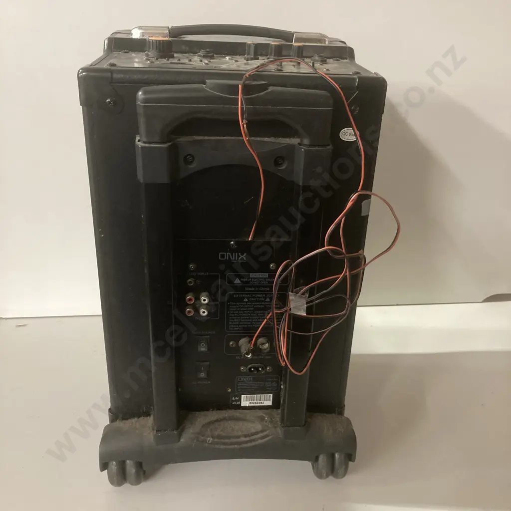 Onix Speaker (No Leads) Image 1++