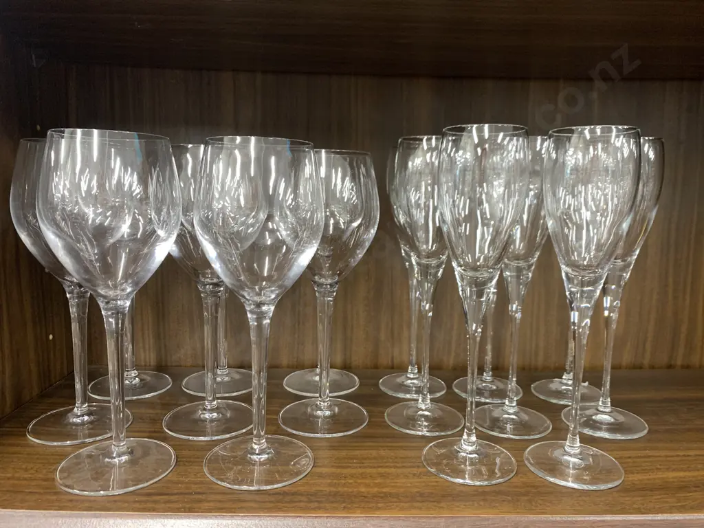 Lot of 20 Champagne Glasses (5 Boxes of 4) Louie Rennie Famous European Blown Glassware Image 1++