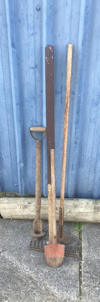 Lot of Vintage Tools Image 1++
