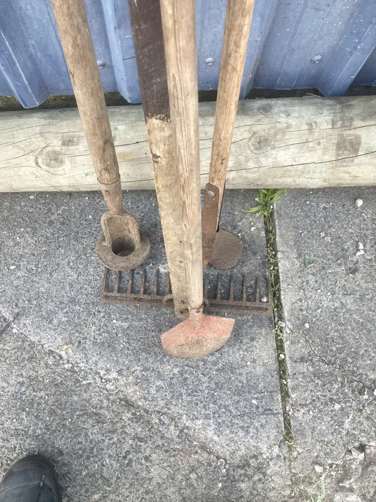 Lot of Vintage Tools Image 1++