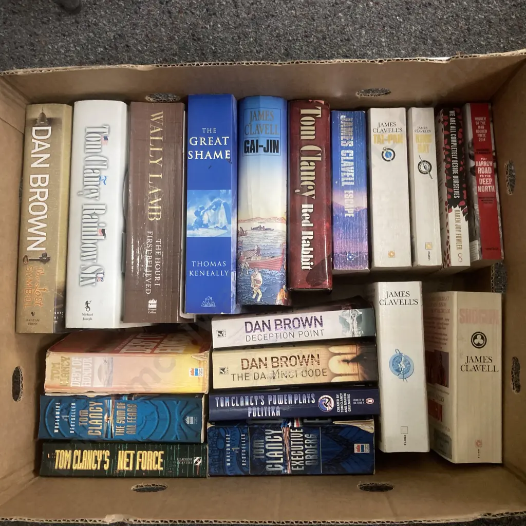 Lot of Books, Clancy, Brown, Clavell Etc Image 1++