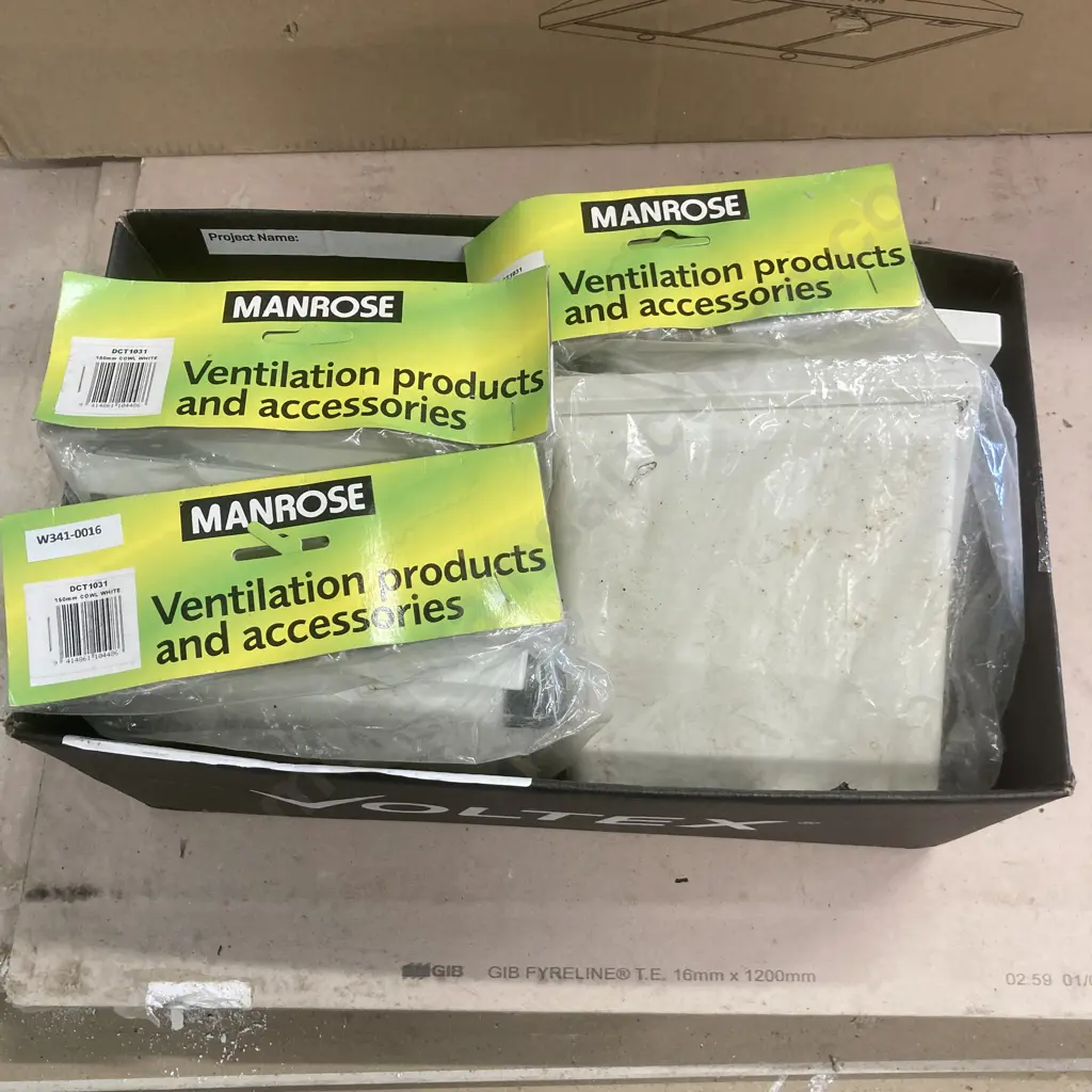 Lot of 4 Manrose 150mm White Cowls Image 1++