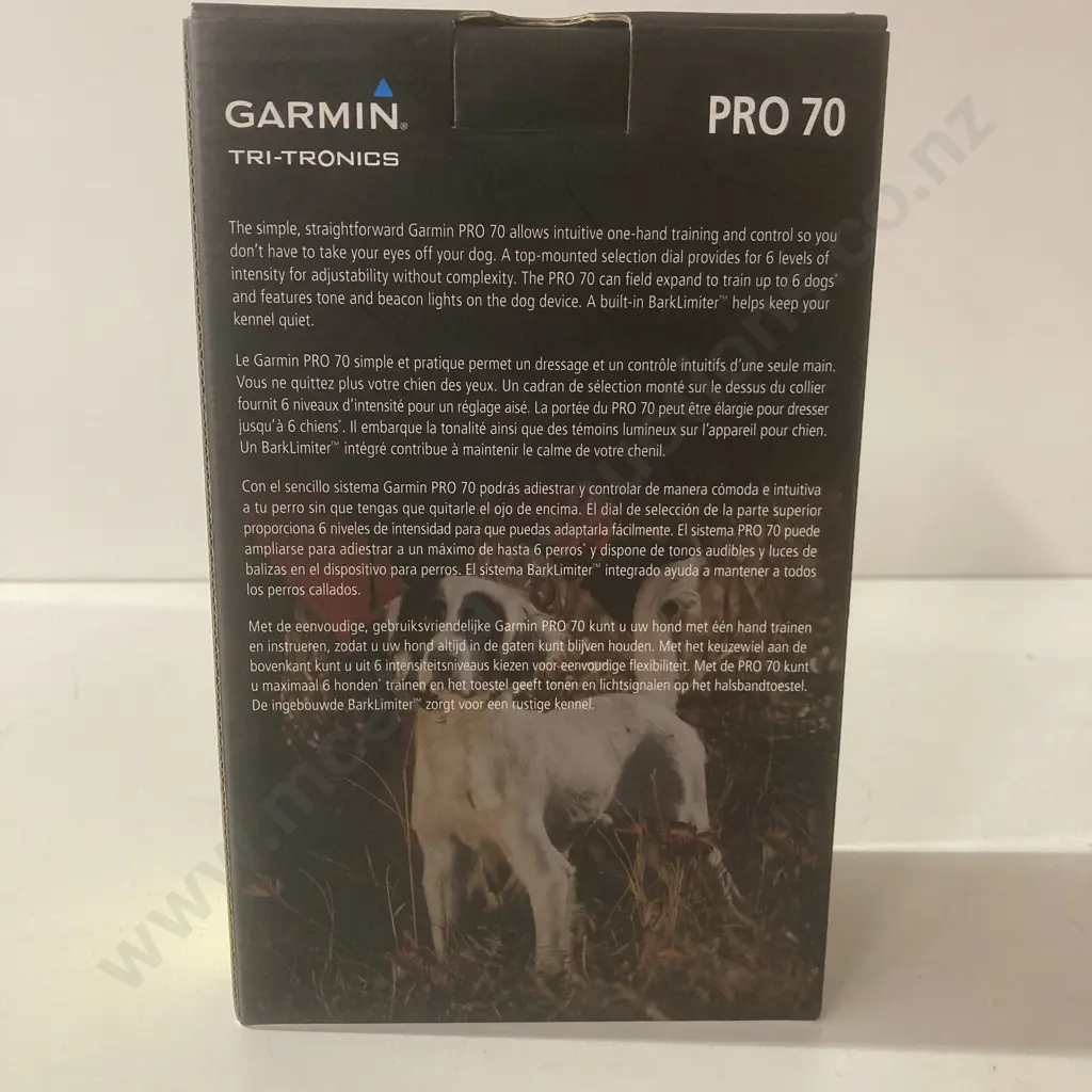 New In Box Garmin Pro 70 Bark Control and Dog Training Collar (1 Mile Range) Image 1++