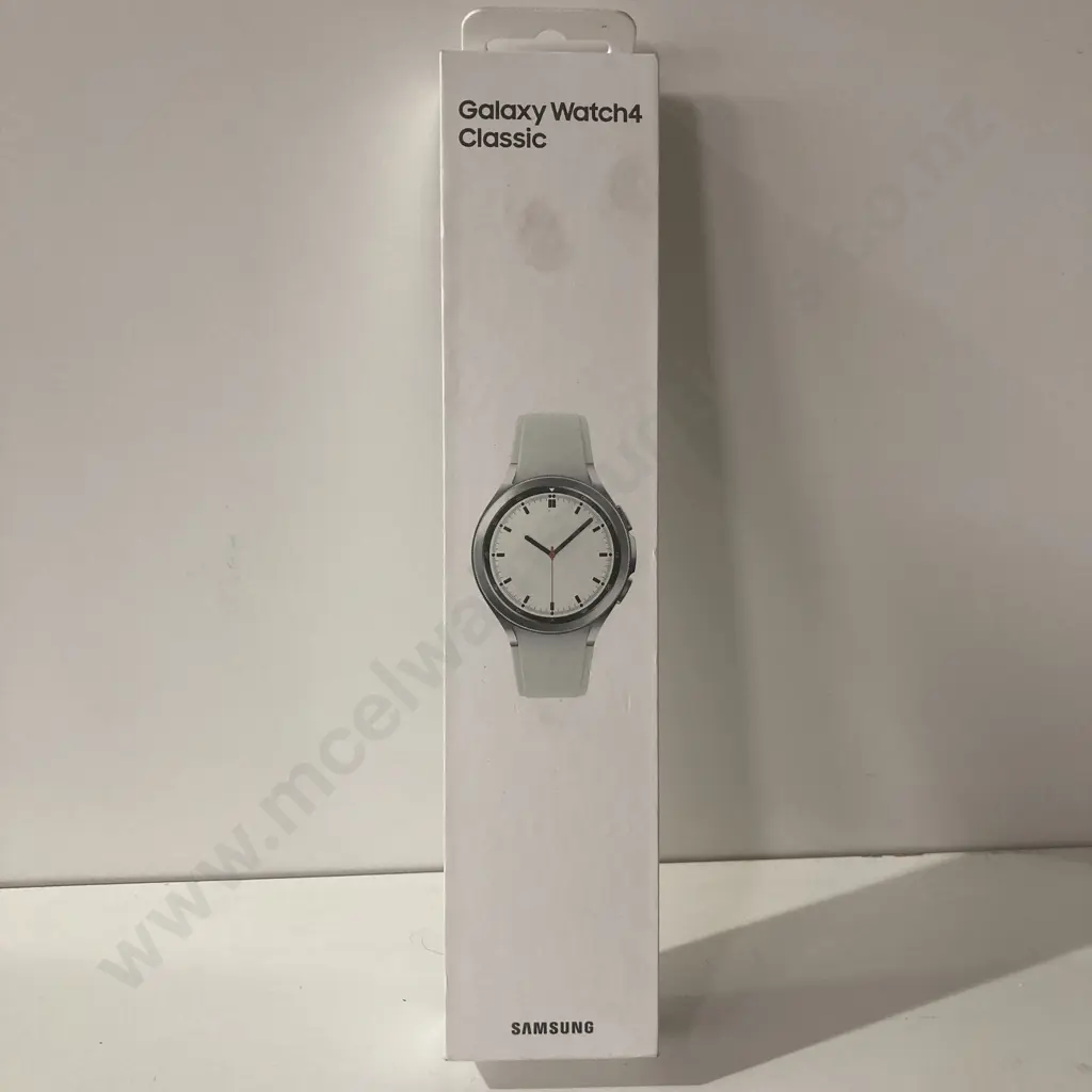 New In Box Galaxy Watch4 Classic, 42mm, LTE, Silver Image 1++