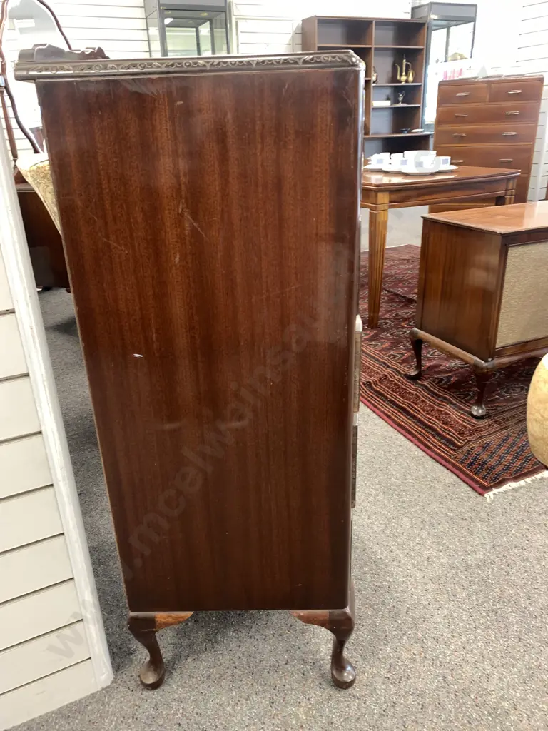 Queen Anne Style Mahogany 6 Drawer Tallboy, Carved Detail, Ornate Handles, H106 W67 D42cm Image 1++