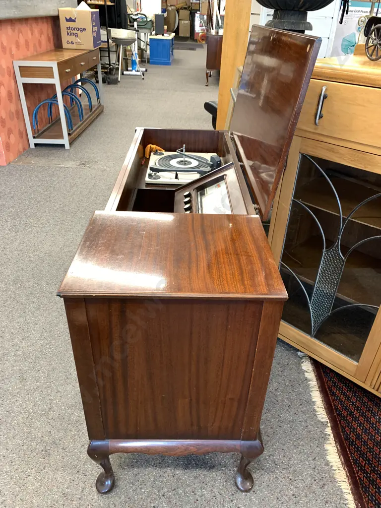Vintage Autocrat Marina Solid State Stereogram, Mahogany Case, Cabriole Legs, H68 W121 D43cm Image 1++
