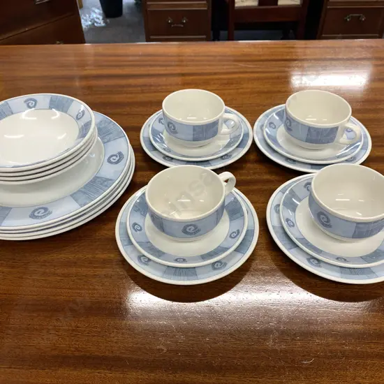 English Tableware 4 Place Setting Dinnerware, Blue White  'Rock Port'