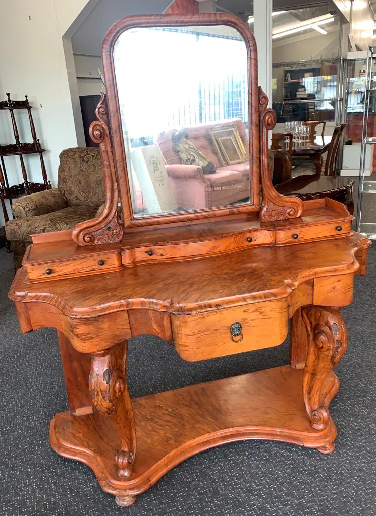 Victorian Burr Walnut Dressing Table, Mid 19th Century, Lovely Figuration, Substantial Carved Cabriole Legs, 4 Drawers Image 1++