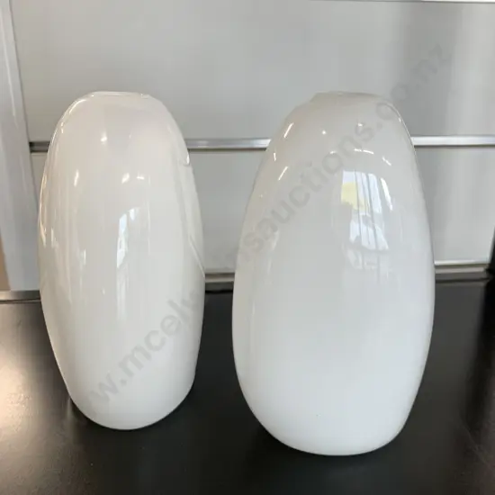 New White Iceberg Vases x 2, H12cm