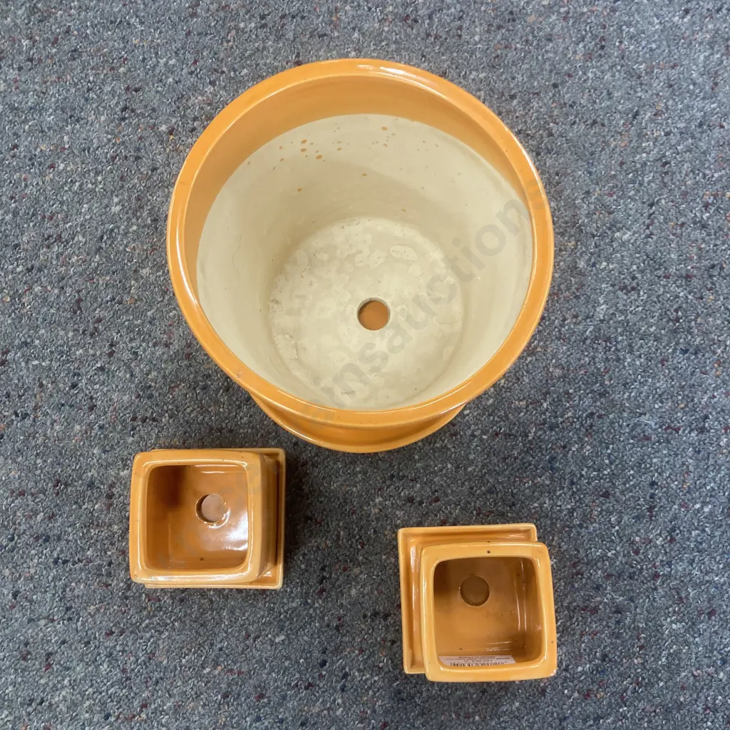 Lot of 3 Orange Glazed Garden Pots With Saucers, 17 x 19cm & 7.5 x 7.5cm Cubes Image 1++