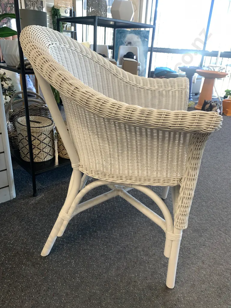 Vintage White Wicker Armed Chair, W80cm Image 1++